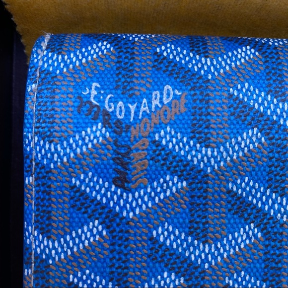 GOYARD Rivoli Wallet Sky Blue passport set - Picture 2 of 15